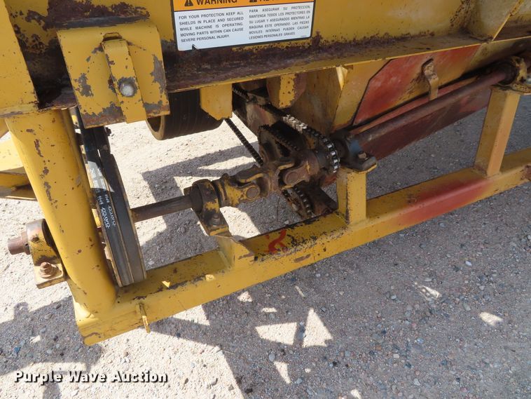 image for item DD6404 HayBuster Big Bite H1000 tub grinder