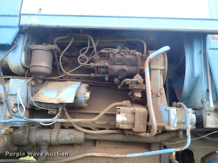 image for item DE0940 Ford 610 tractor
