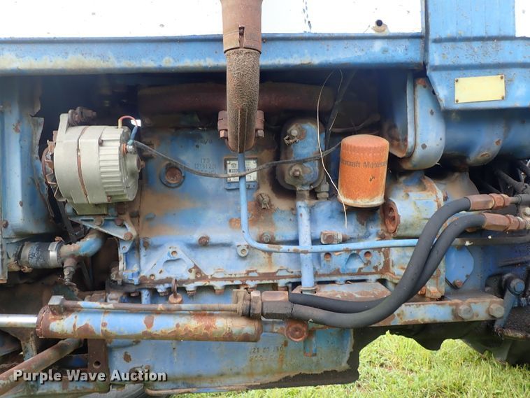 image for item DE0940 Ford 610 tractor