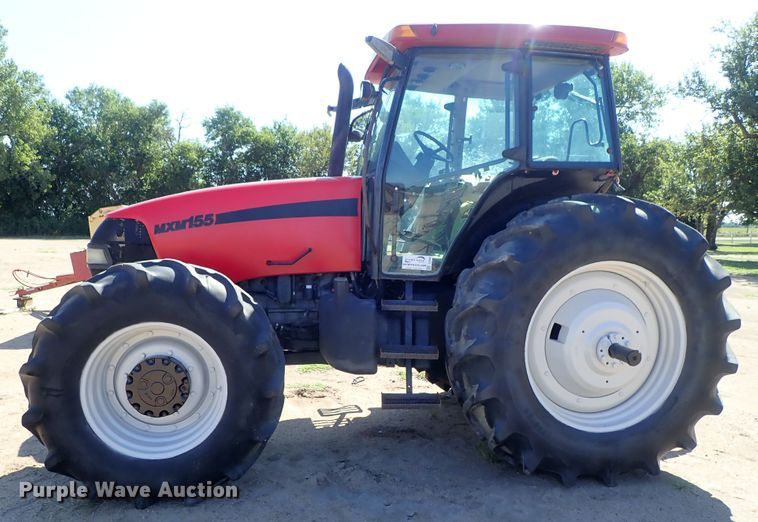image for item DE0946 2006 Case IH MXM155 MFWD tractor
