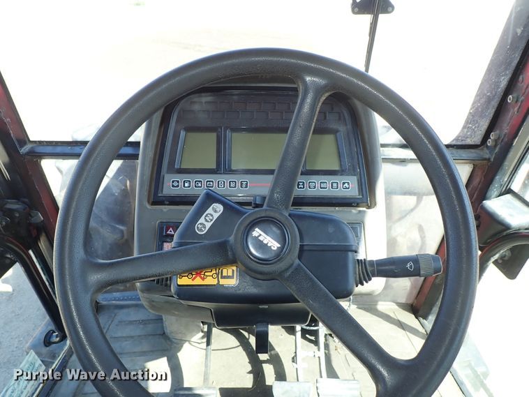 image for item DE0946 2006 Case IH MXM155 MFWD tractor