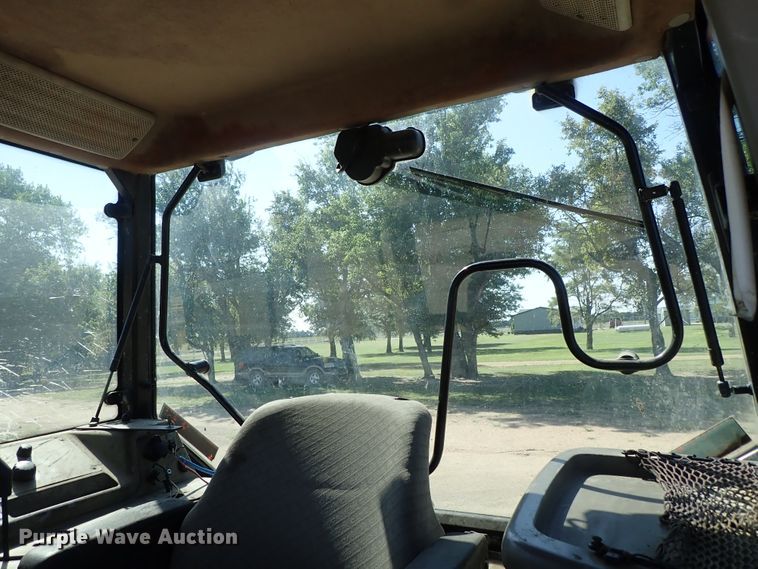 image for item DE0946 2006 Case IH MXM155 MFWD tractor