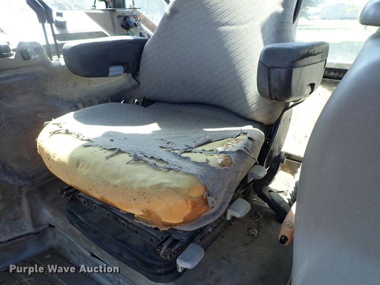 image for item DE0946 2006 Case IH MXM155 MFWD tractor