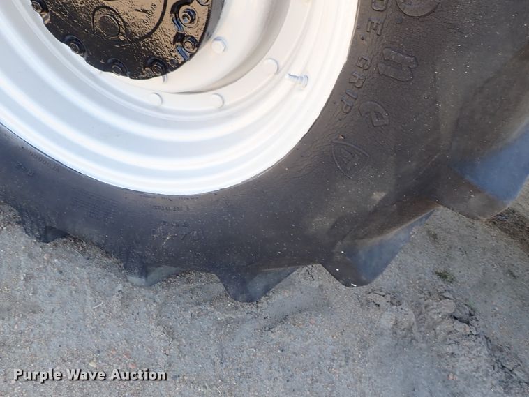 image for item DE0946 2006 Case IH MXM155 MFWD tractor