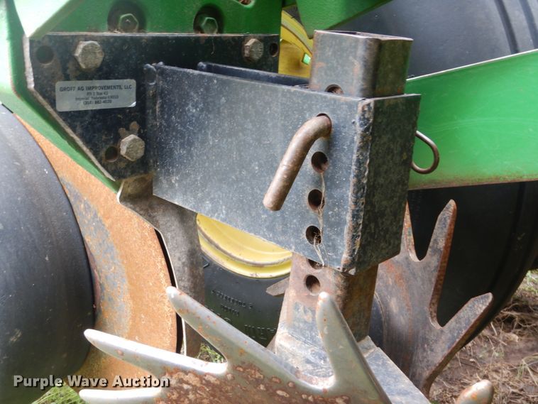 image for item DE1273 John Deere 1770NT Max Emerge XP no-till planter