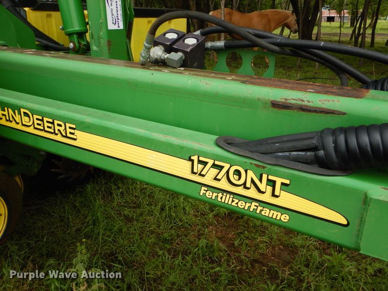 image for item DE1273 John Deere 1770NT Max Emerge XP no-till planter