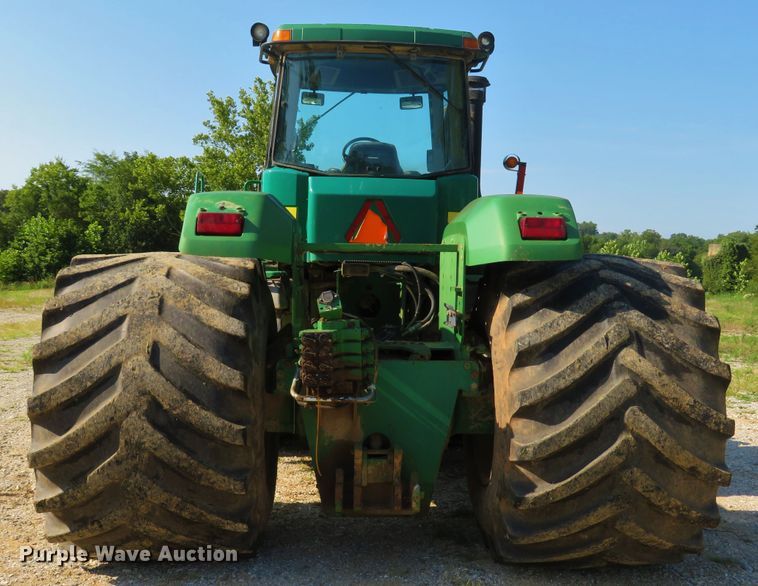 image for item DE8265 2000 John Deere 9400 4WD tractor