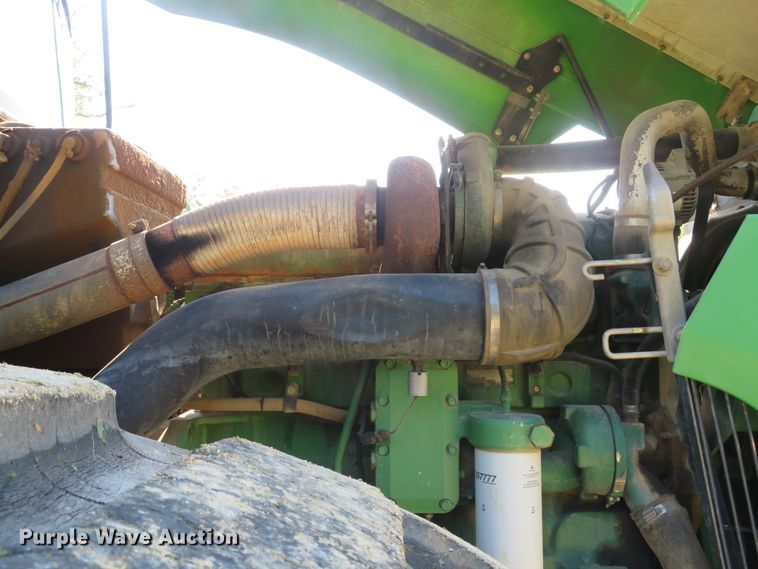 image for item DE8265 2000 John Deere 9400 4WD tractor