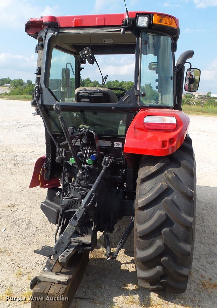 image for item DF0791 2015 Case IH Farmall 90C MFWD tractor