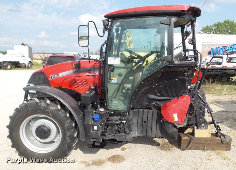 image for item DF0791 2015 Case IH Farmall 90C MFWD tractor