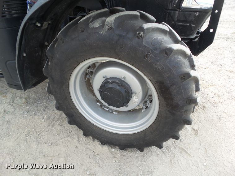 image for item DF0791 2015 Case IH Farmall 90C MFWD tractor