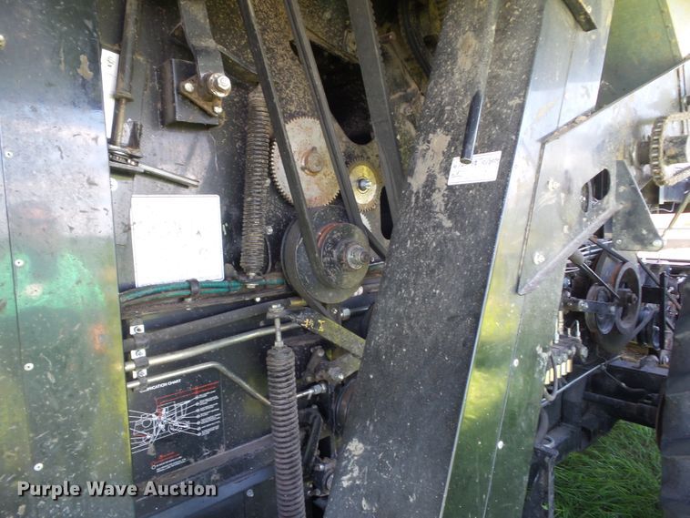 image for item DF0792 1994 Gleaner R52 combine
