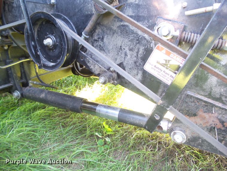 image for item DF0792 1994 Gleaner R52 combine