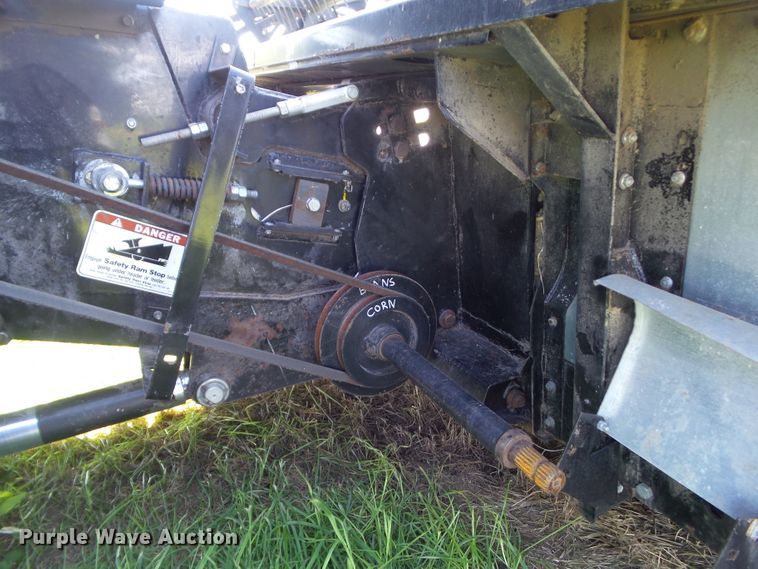 image for item DF0792 1994 Gleaner R52 combine