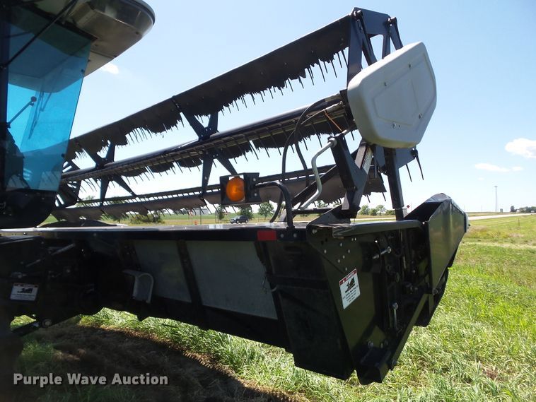 image for item DF0792 1994 Gleaner R52 combine