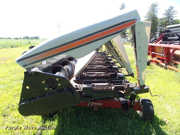 image for item DF0792 1994 Gleaner R52 combine
