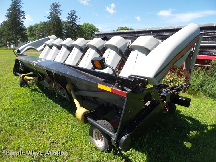 image for item DF0792 1994 Gleaner R52 combine