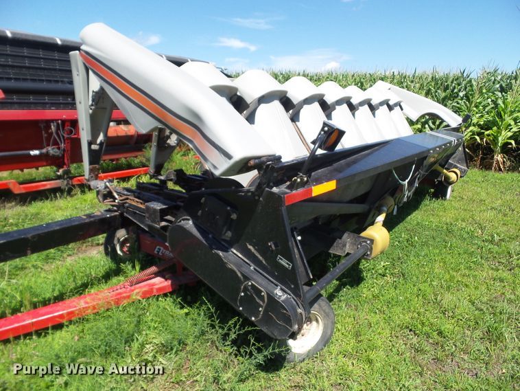 image for item DF0792 1994 Gleaner R52 combine