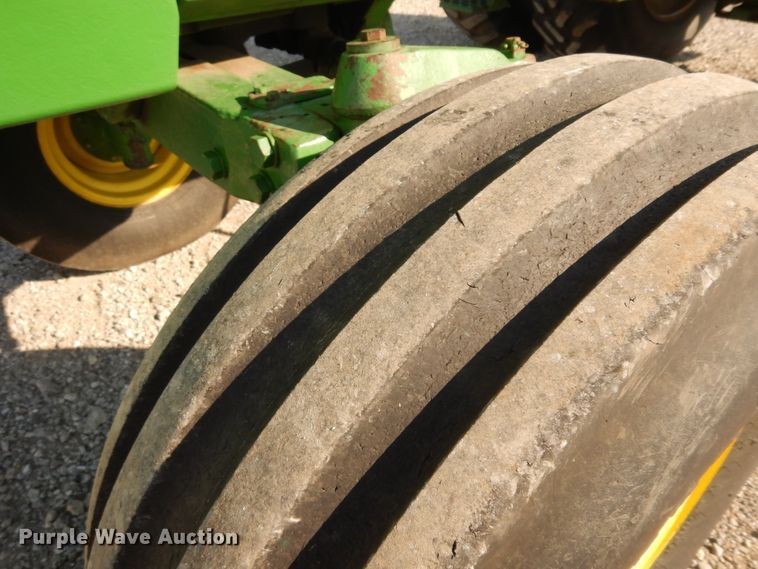 image for item DF6601 1981 John Deere 4840 tractor