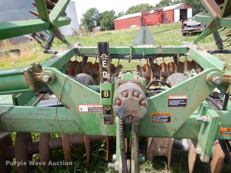 image for item DH6052 John Deere 630 double off-set disk