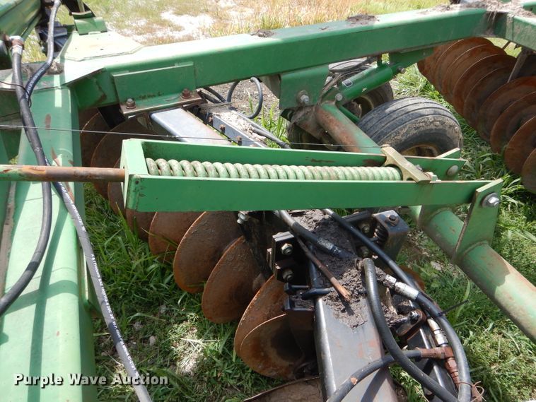 image for item DH6052 John Deere 630 double off-set disk