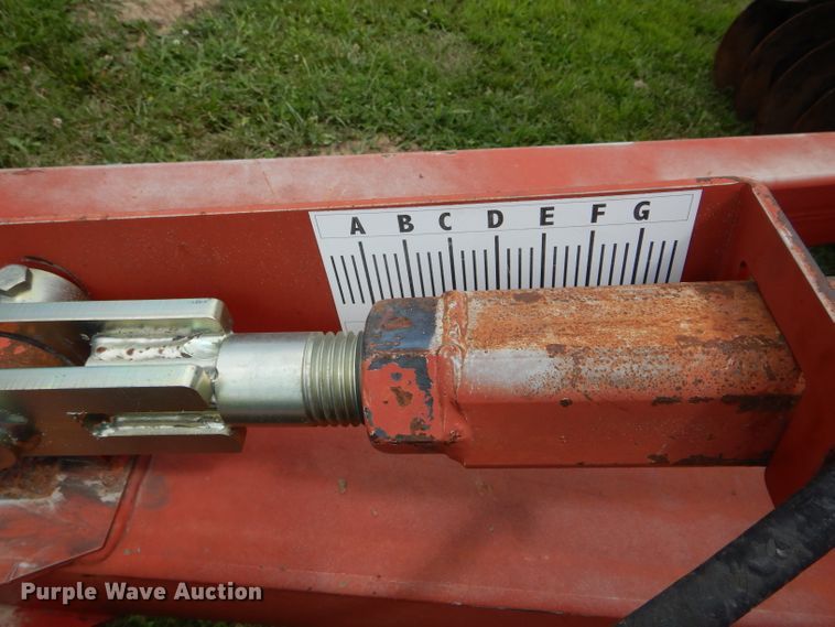 image for item DH6053 McFarlane RD-4044-RB vertical tillage