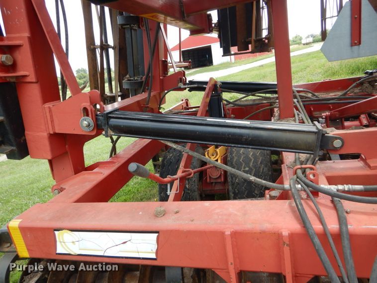 image for item DH6053 McFarlane RD-4044-RB vertical tillage