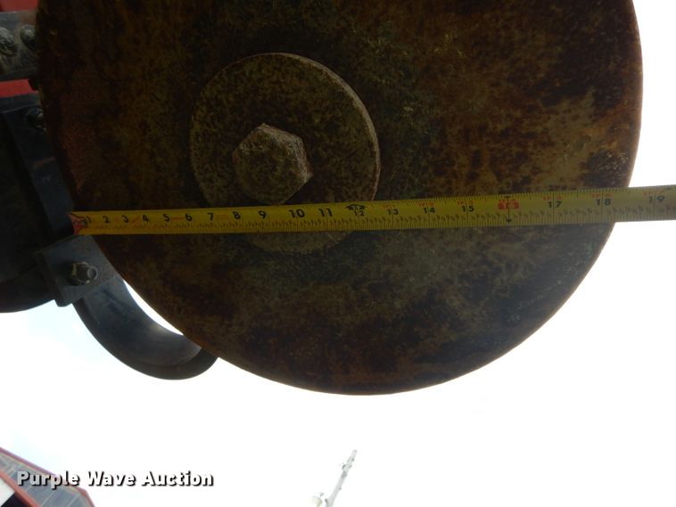 image for item DH6053 McFarlane RD-4044-RB vertical tillage