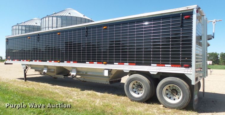 image for item EF9532 2015 Timpte Super Hopper double hopper bottom grain trailer