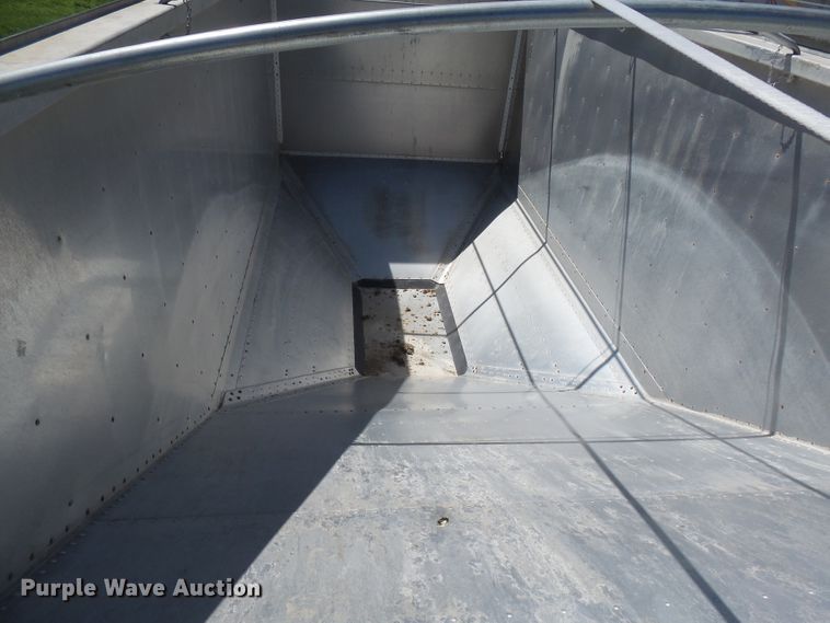 image for item EF9532 2015 Timpte Super Hopper double hopper bottom grain trailer