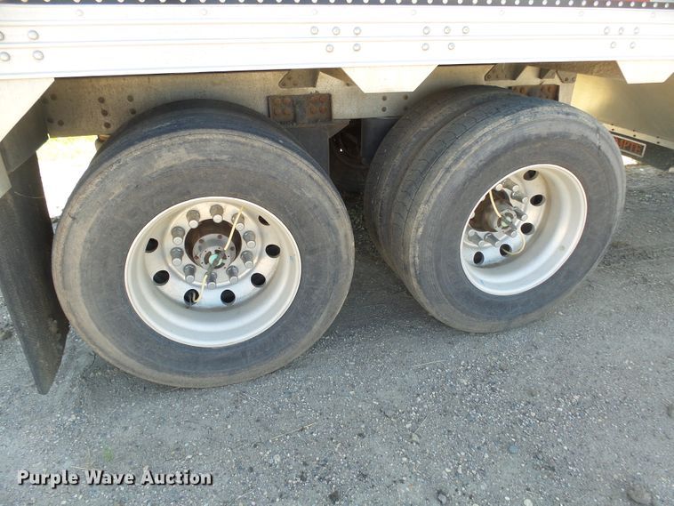 image for item EF9532 2015 Timpte Super Hopper double hopper bottom grain trailer