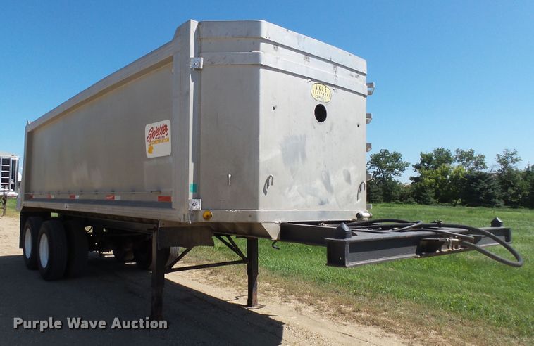 image for item EF9536 1974 Axle end dump trailer