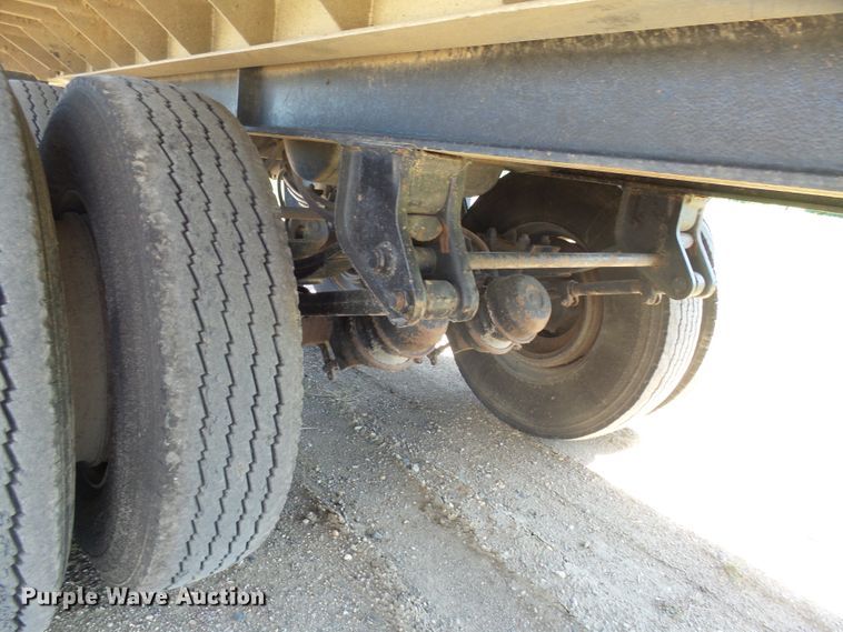 image for item EF9536 1974 Axle end dump trailer