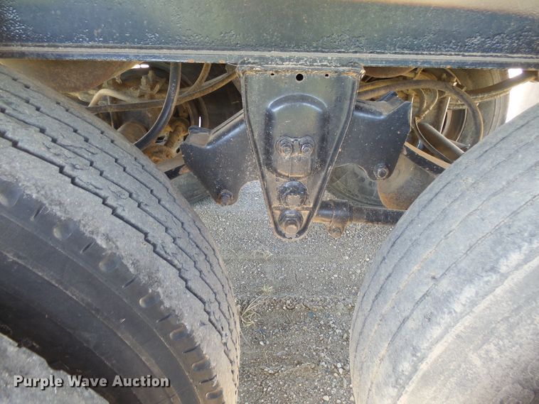 image for item EF9536 1974 Axle end dump trailer