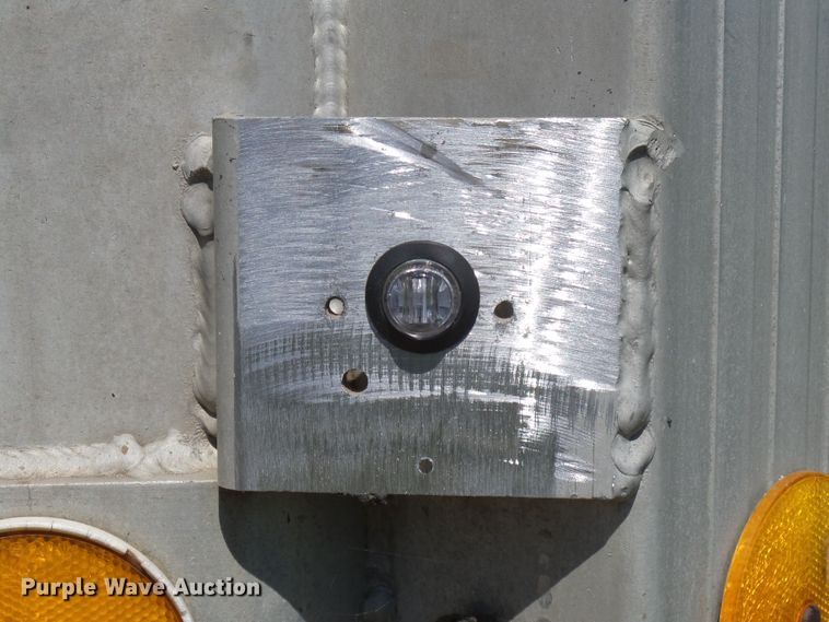 image for item EF9536 1974 Axle end dump trailer