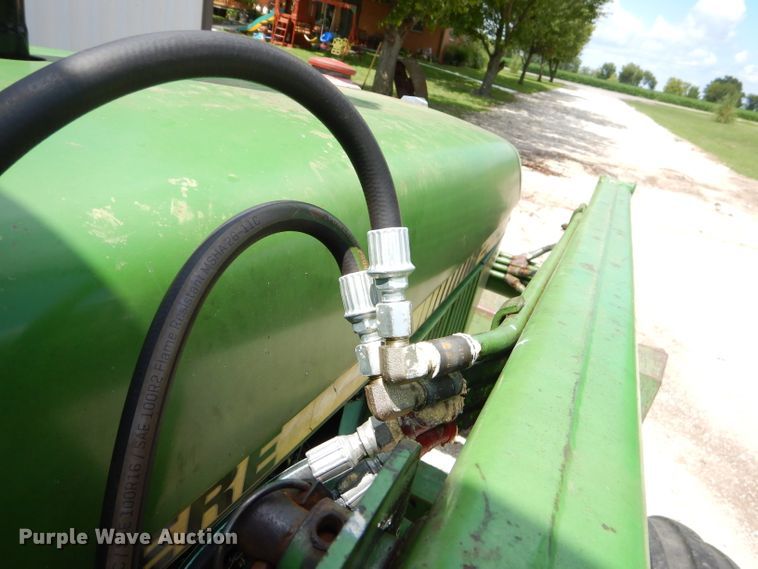 image for item FC9836 1983 John Deere 2550 tractor