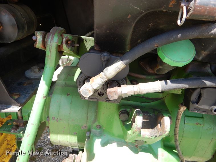 image for item FC9836 1983 John Deere 2550 tractor