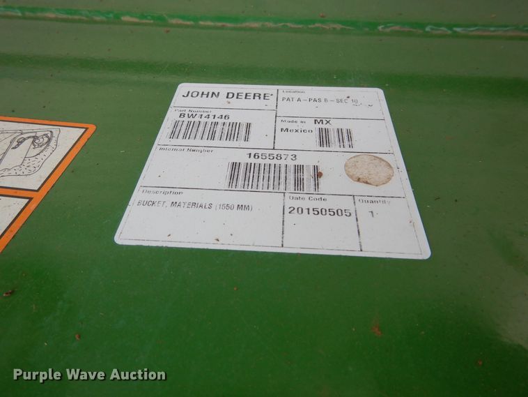 image for item FI9986 John Deere 3039R tractor