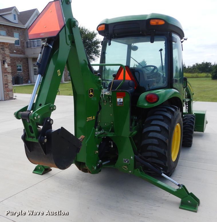 image for item FI9986 John Deere 3039R tractor