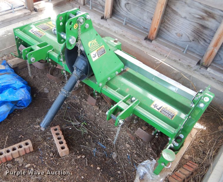 image for item FI9986 John Deere 3039R tractor