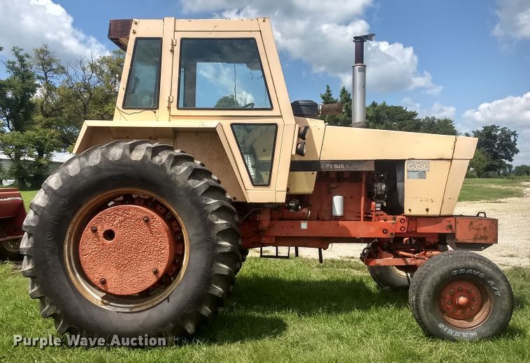 image for item FI9997 Case 1170 Agri-King tractor