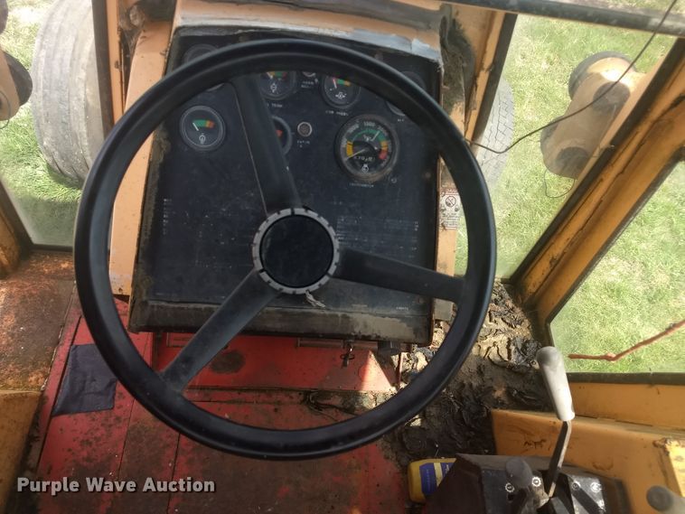 image for item FI9997 Case 1170 Agri-King tractor