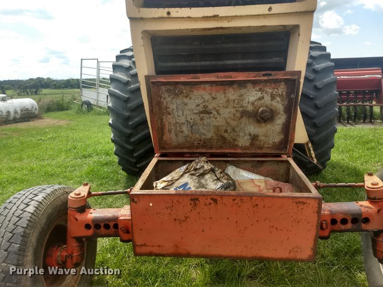 image for item FI9997 Case 1170 Agri-King tractor