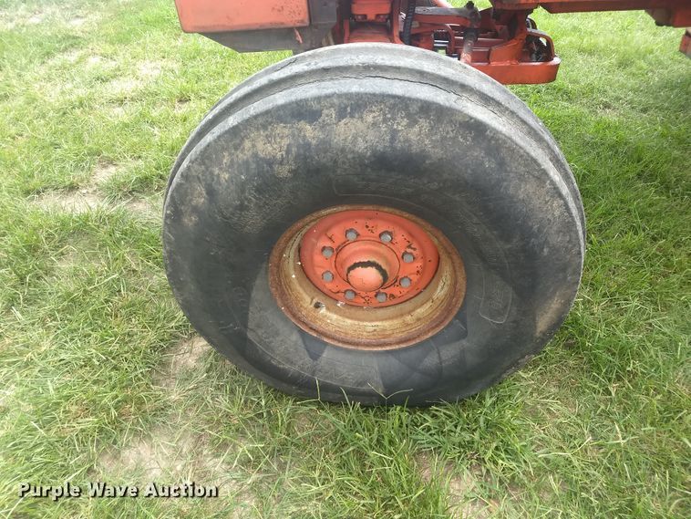 image for item FI9997 Case 1170 Agri-King tractor