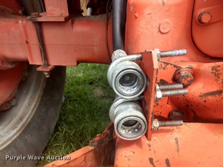 image for item FI9997 Case 1170 Agri-King tractor