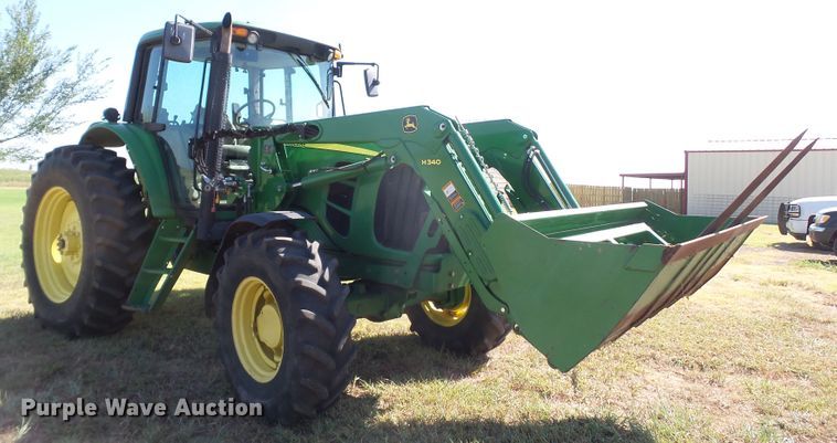 image for item FL9329 2010 John Deere 7230 MFWD tractor