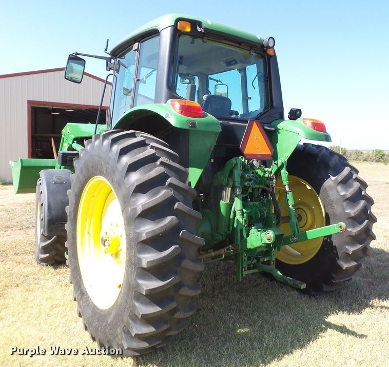 image for item FL9329 2010 John Deere 7230 MFWD tractor