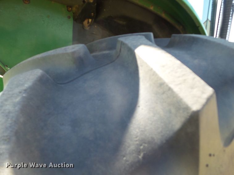 image for item FL9329 2010 John Deere 7230 MFWD tractor