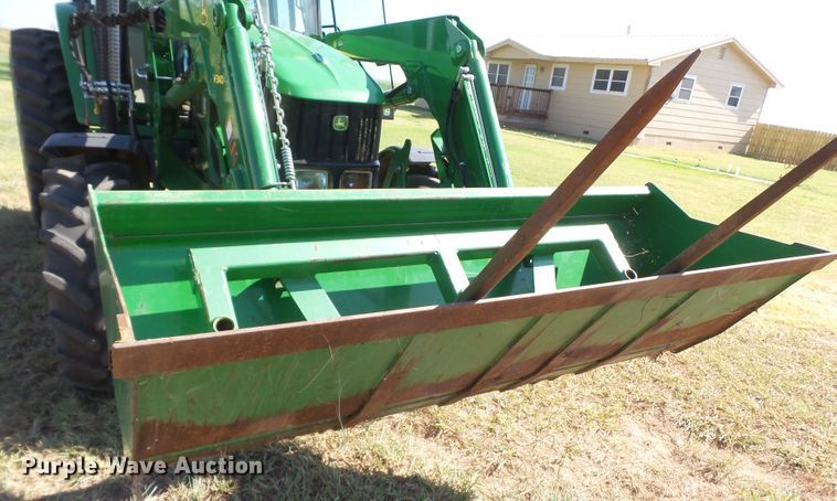 image for item FL9329 2010 John Deere 7230 MFWD tractor