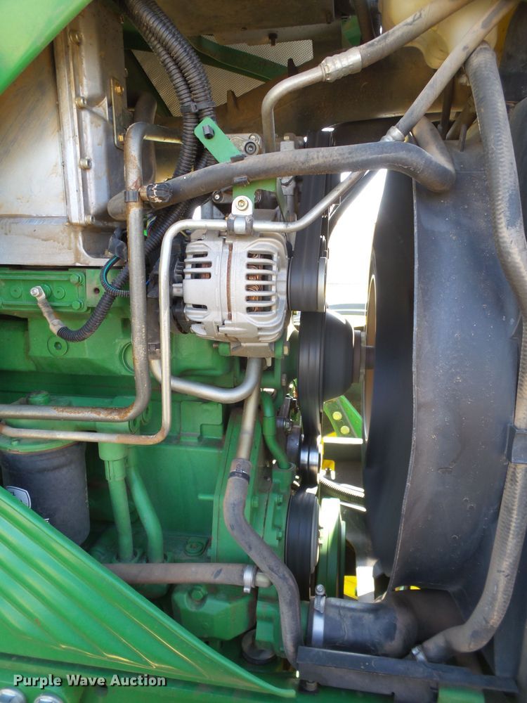 image for item FL9329 2010 John Deere 7230 MFWD tractor